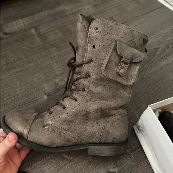 Roxy combat boot - Picture 2 of 5